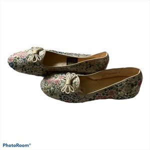 Granny floral NWOT VTG Daniel Green Comfy Slippers floral metallic indoor shoes
